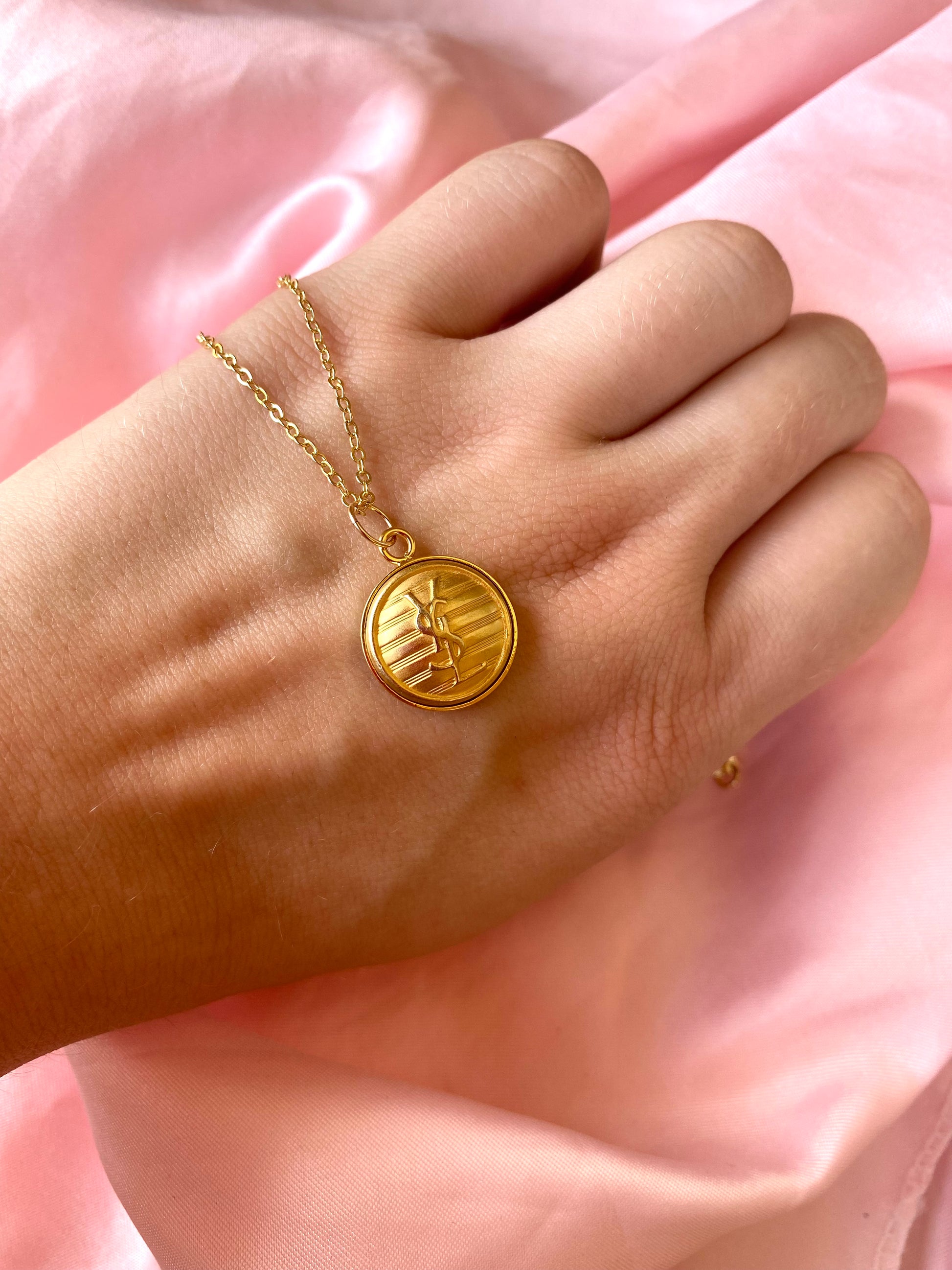 Yves Saint Laurent Necklace Zebra XS